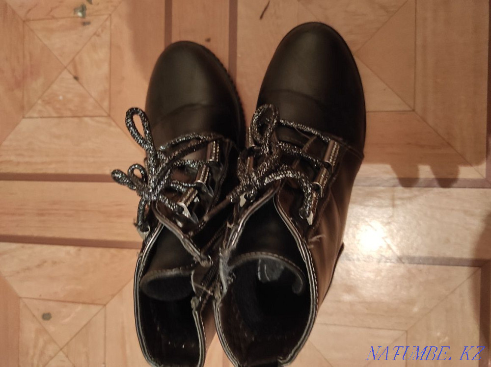 Продам детские сапожки Муткенова - изображение 1