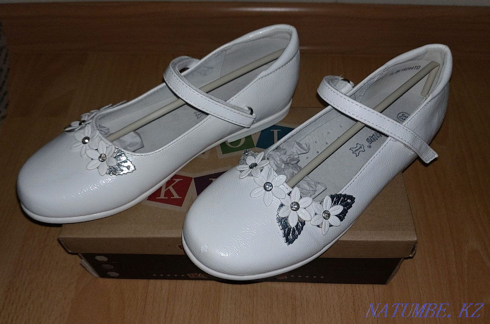 Қызға арналған сәнді аяқ киім, размер 33  Алматы - изображение 2
