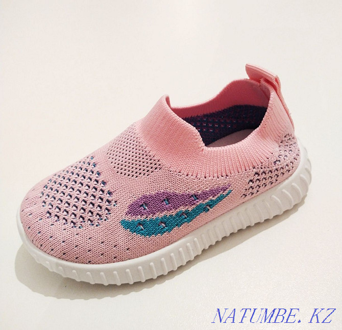 Children's shoes new  - photo 3