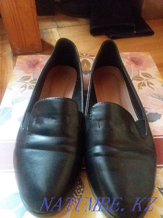 Girls shoes almost new ..perfect condition Kostanay - photo 4