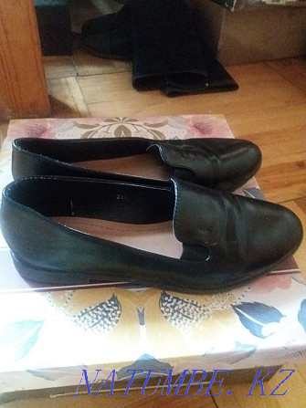 Girls shoes almost new ..perfect condition Kostanay - photo 1