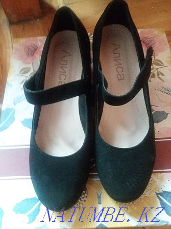 Girls shoes almost new ..perfect condition Kostanay - photo 3