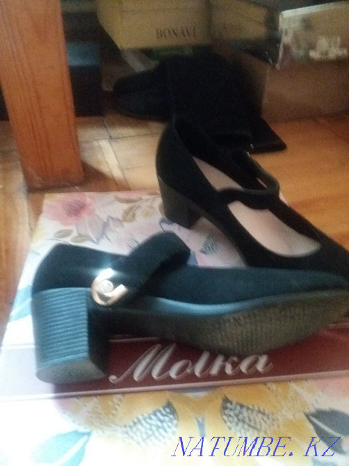 Қыздарға арналған аяқ киім жаңа дерлік ..жағдайы жақсы  Қостанай  - изображение 2