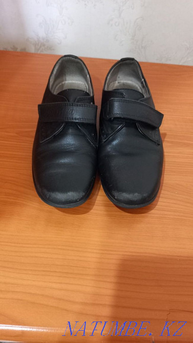 Black shoes for a boy size 27 and size 30 Semey - photo 1