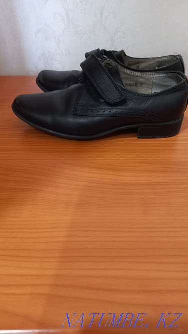 Black shoes for a boy size 27 and size 30 Semey - photo 2