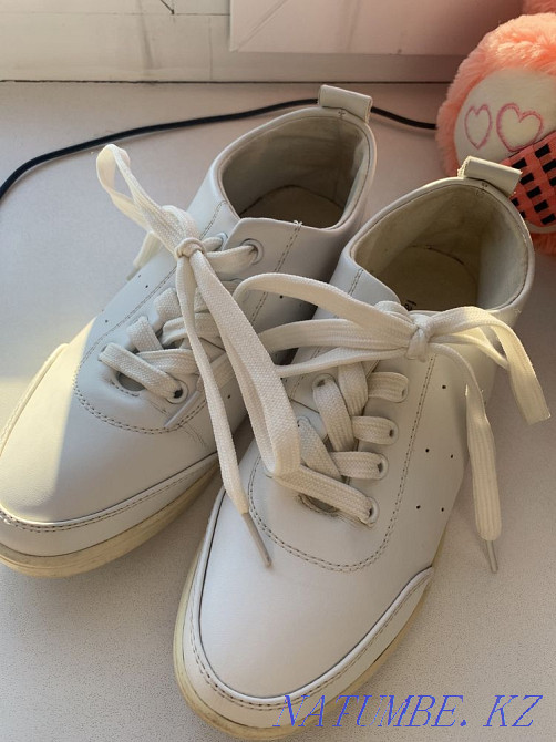 Кроссовки 33 рр Валиханово - изображение 5