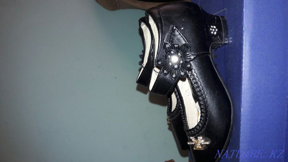Продам новые детские туфли 26размер. За 12000 Усть-Каменогорск - изображение 3