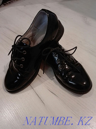 Patent leather shoes for girls Aqtobe - photo 1