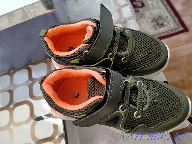 Children's sneakers in excellent condition Kostanay - photo 3