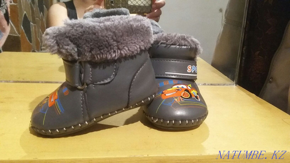 Sell leather booties  - photo 2