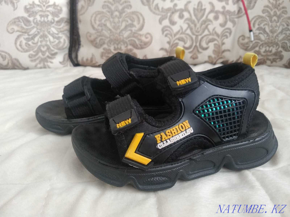 Сандали, кроссовки Семей - изображение 3