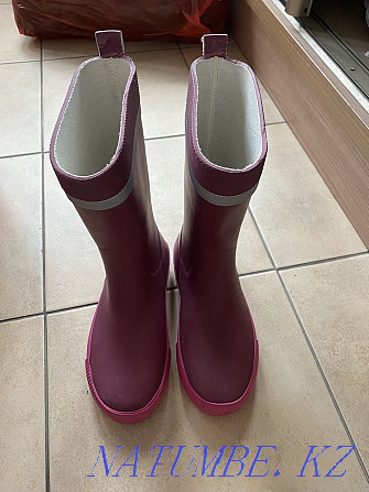 Rubber boots size 34 Almaty - photo 1