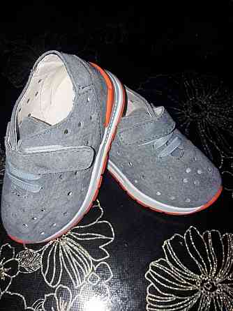 Продам летнюю обувь на мальчика 1,5-2 года Темиртау