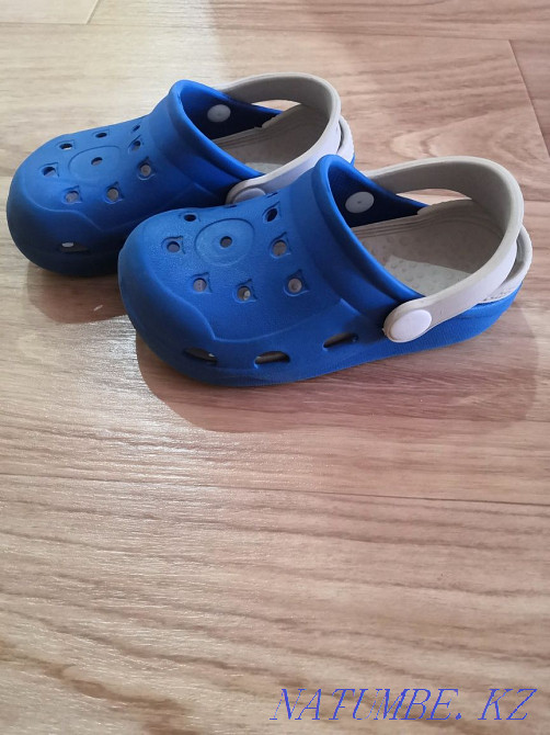 Продам детский кроксы Рудный - изображение 1