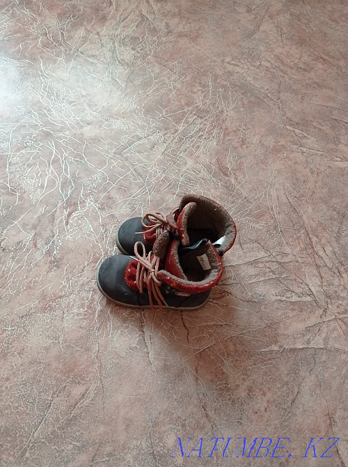 Балалардың көктемгі-күзгі аяқ киімдері.  Астана - изображение 1