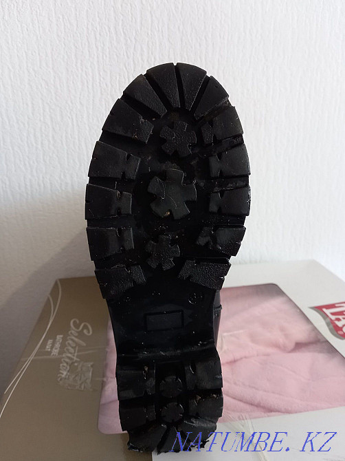 Leather winter boots for girls Astana - photo 3