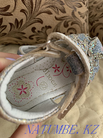 Sandals for girls Petropavlovsk - photo 2