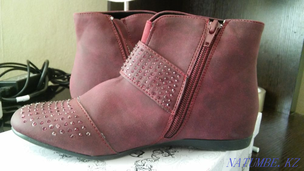 Ботинки для девочки.НОВЫЕ Караганда - изображение 2