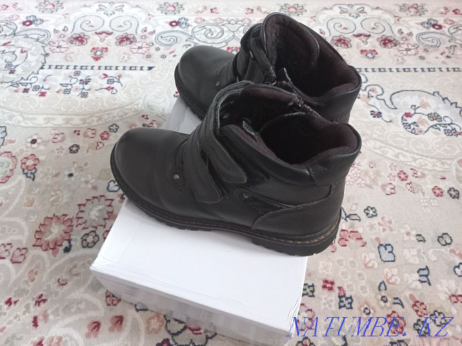 Продам весенние демисезонные кожаные ботинки на мальчика Костанай - изображение 4