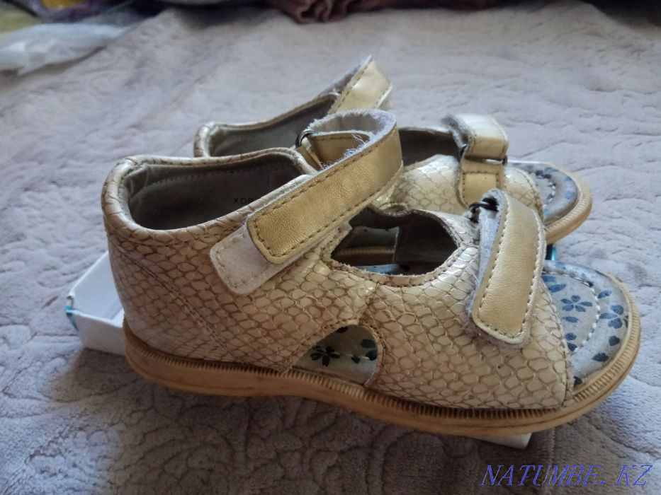 girls sandals for sale Petropavlovsk - photo 1