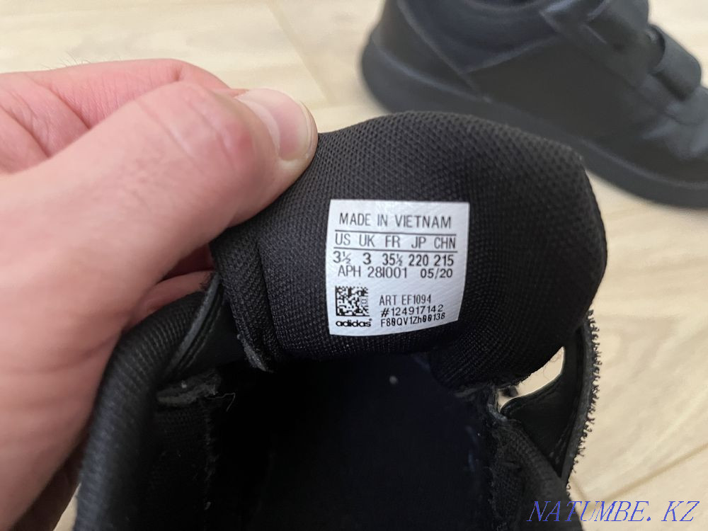 Adidas балаларға арналған кроссовкалар  Алматы - изображение 3