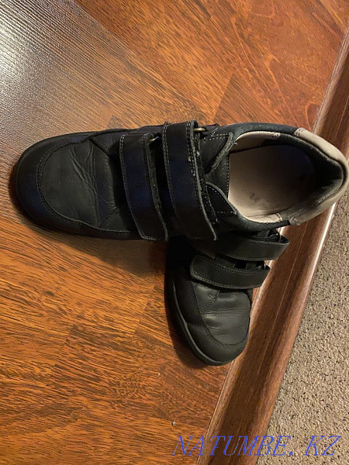 Былғары кроссовкалар Отеген батыра - изображение 2