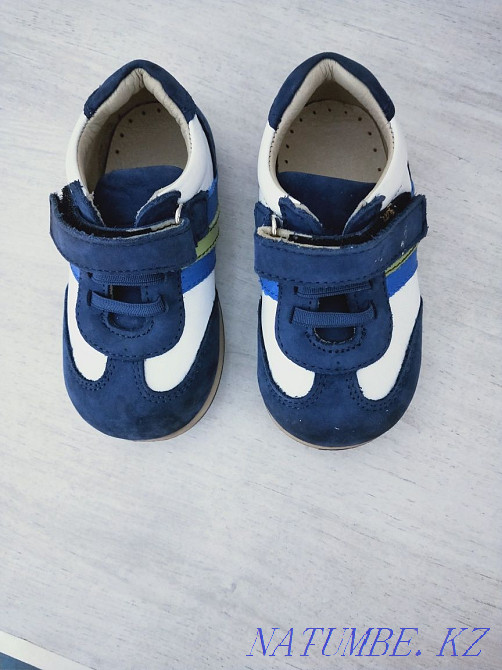 Продам детские кроссовки Акбулак - изображение 2