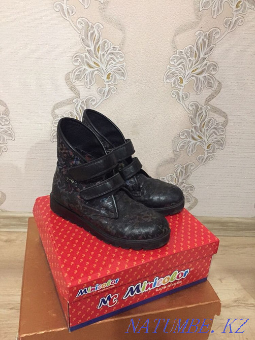 Балалардың күзгі етіктері бір қызға 35 р  Астана - изображение 3