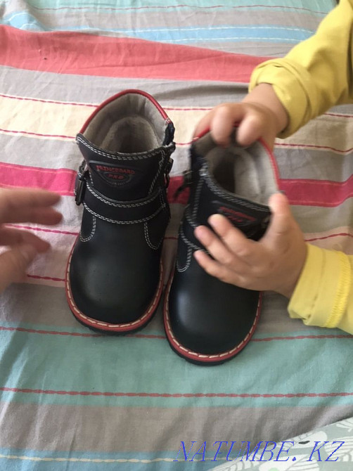 ботинки нат. кожа. осень на девочку 21 р новые Семей - изображение 4