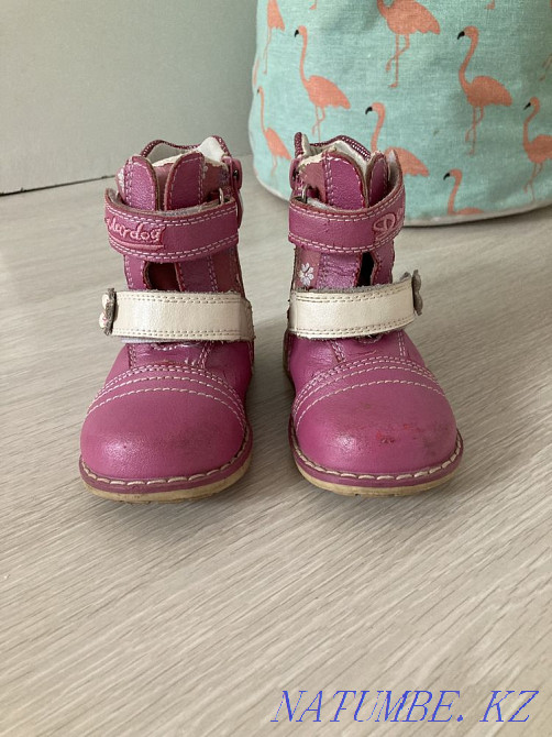 Ботинки для девочек Алмалы - изображение 2