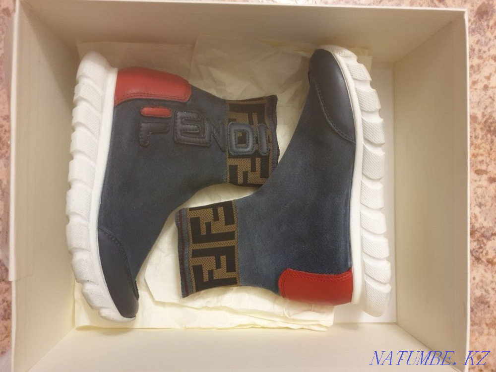 Fendi sneaker original Almaty - photo 1