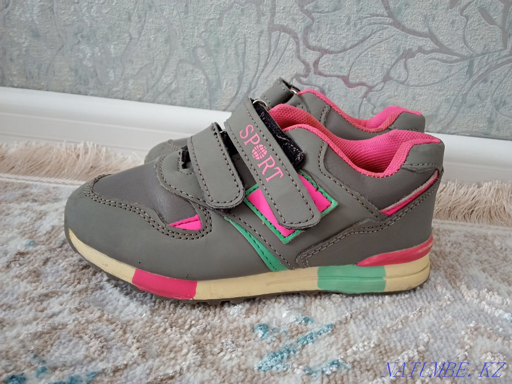 Selling sneakers. In good condition Ust-Kamenogorsk - photo 1