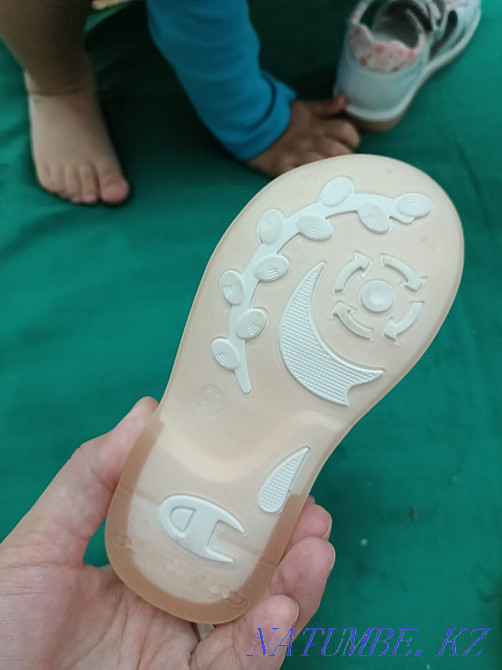 Сандалии детские на девочку Актобе - изображение 3