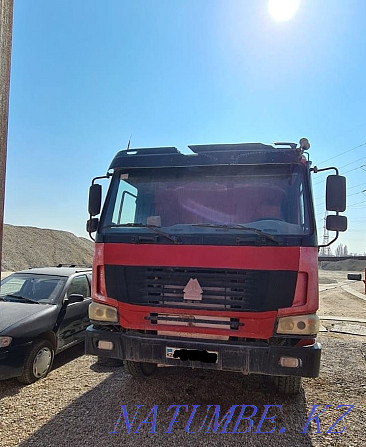 Hova HOWO dump truck Almaty - photo 1