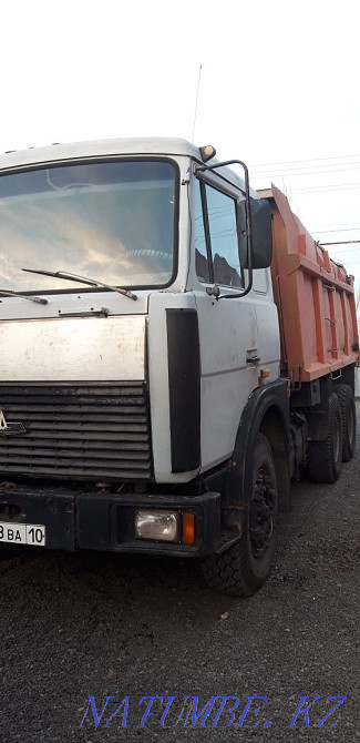 Maz 20 ton dump truck  - photo 3
