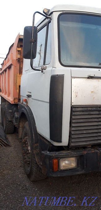 Maz 20 ton dump truck  - photo 2