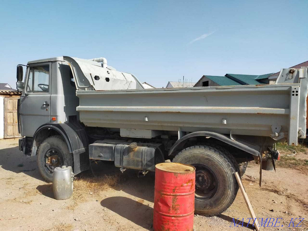 MAZ dump truck special equipment  - photo 2