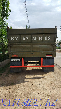 Dump truck KAMAZ 55102  - photo 8