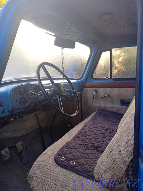 dump truck  - photo 2