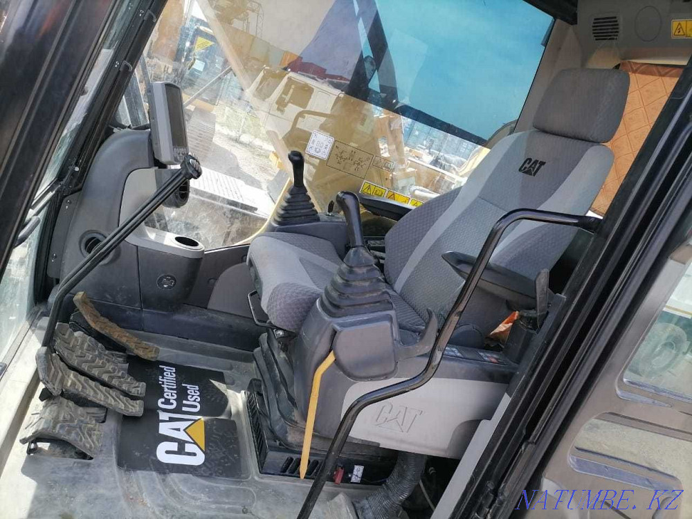 Б/У Экскаватор Гусеничный Cat 330 D2L Алматы - изображение 5