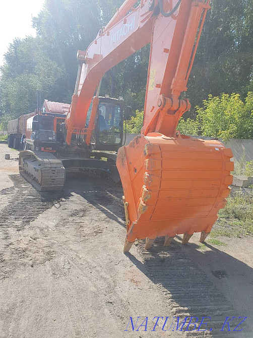 SELL Excavator HITACHI ZX300-5a Shchuchinsk - photo 1