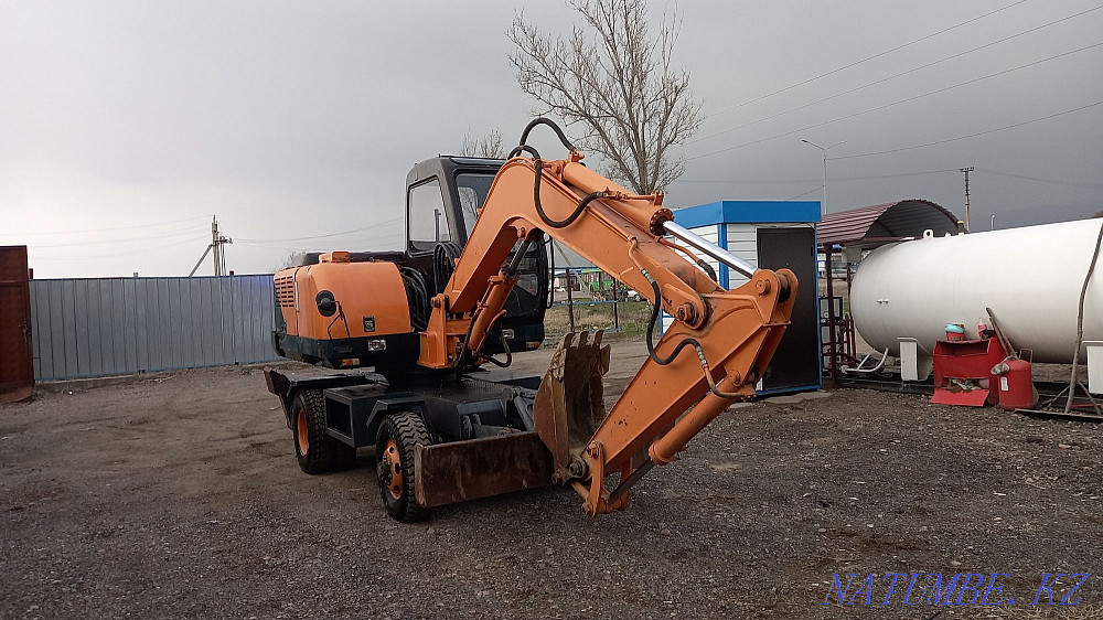 Экскватор WYL80 продам Алгабас - изображение 1