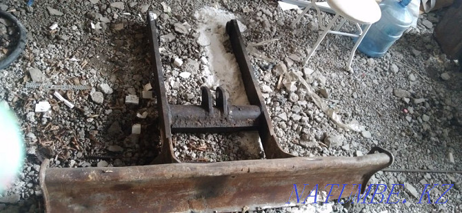 Sell excavator for spare parts Astana - photo 2