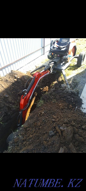 Мини экскаватор копка фундамента земляные работы водопровод септик  - изображение 4