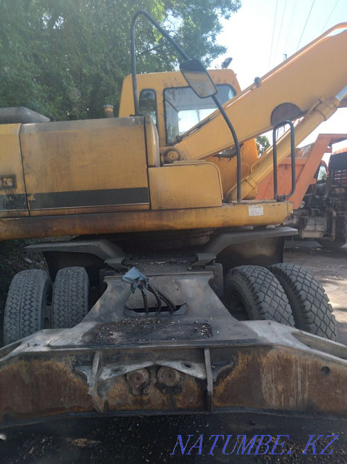 Pradam excavator Almaty - photo 3