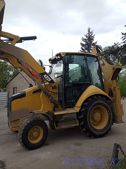 Продам экскаватор-погрузчик Cat 422 F Астана - изображение 2