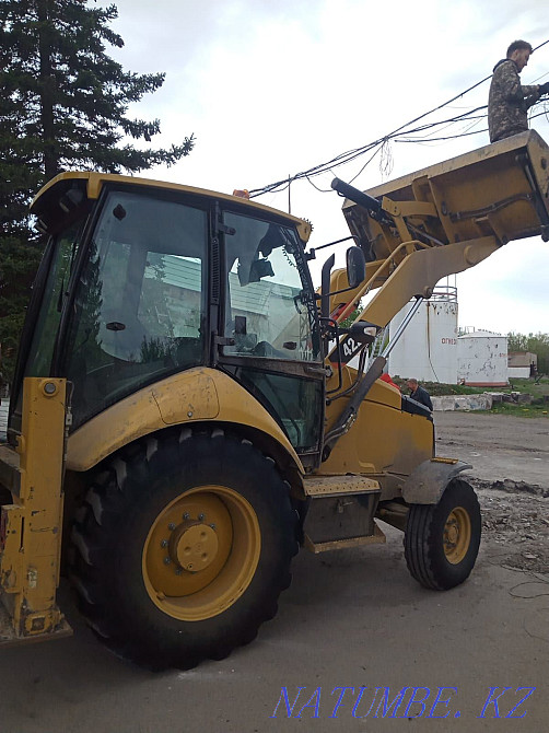 Продам экскаватор-погрузчик Cat 422 F Астана - изображение 3