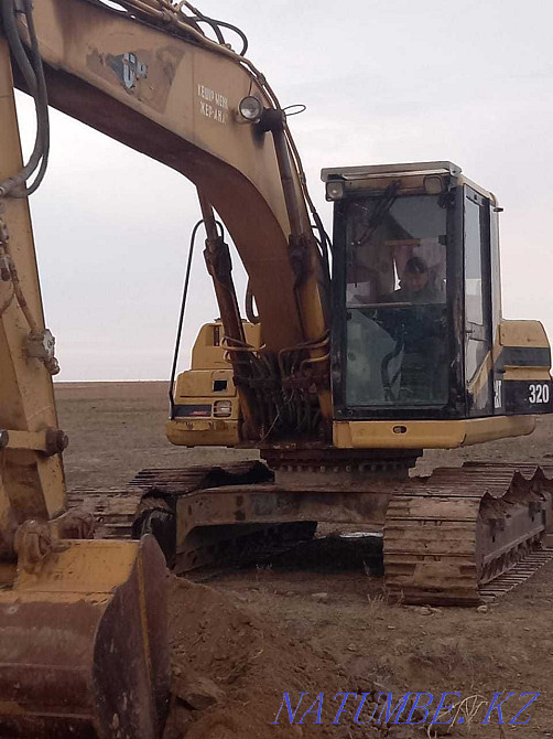 срочно экскаватор сатылады  Орал - изображение 1