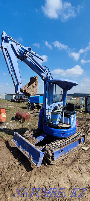 Продам мини экскаватор Komatsu Бесагаш - изображение 1
