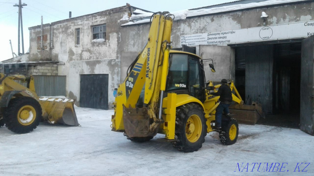 Продам экскаватор-погрузчик Komatsu WB 93 R-2, 2005 г.в. Щучинск - изображение 3